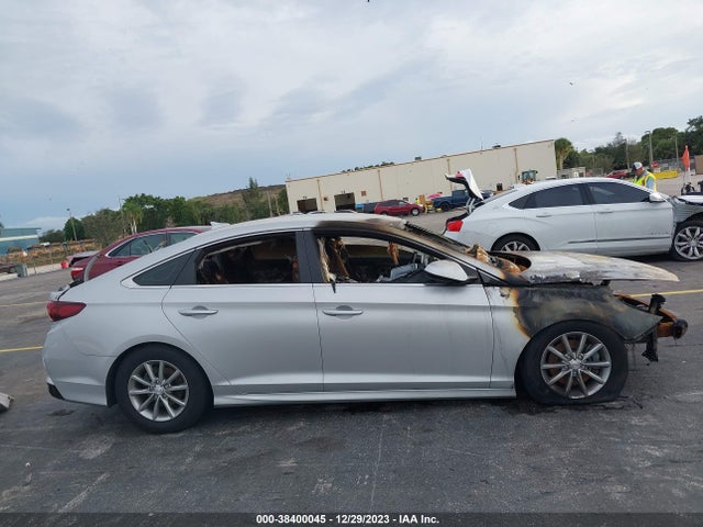 Hyundai SONATA SE 2019 5NPE24AF7KH762516 Image 12
