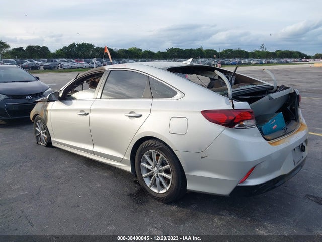 Hyundai SONATA SE 2019 5NPE24AF7KH762516 Image 3