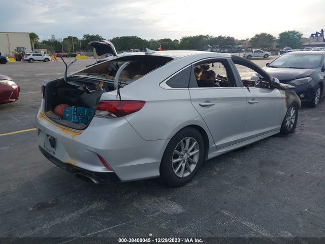 Hyundai SONATA SE 2019 5NPE24AF7KH762516 Image 4