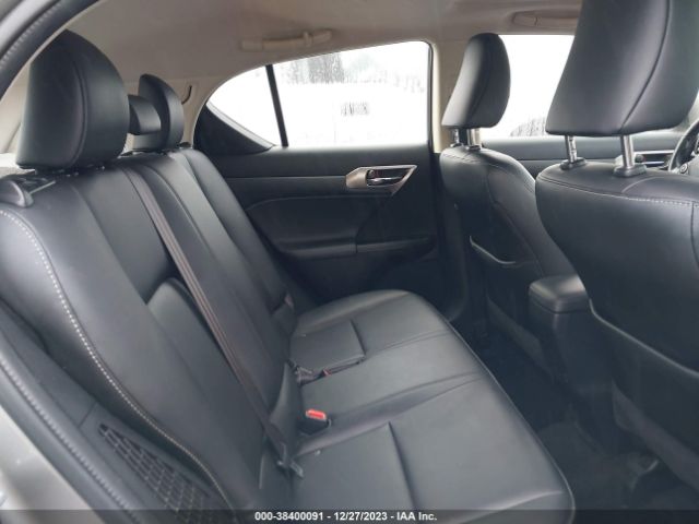 JTHKD5BHXH2281266 Lexus CT 200H