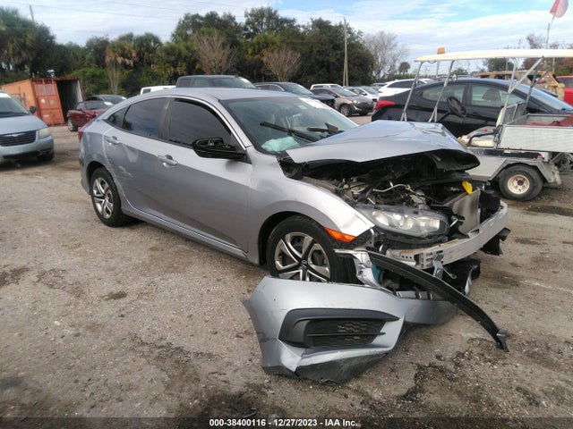 2017 19XFC2F58HE058375 main image