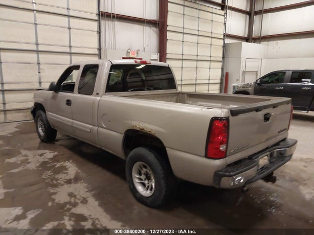2005 CHEVROLET SILVERADO 1500 LS VIN: 1GCEK19B05E247216