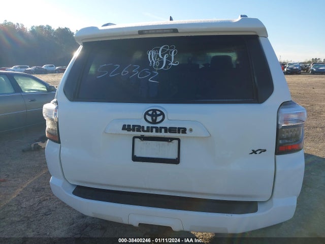 Toyota 4runner Sr5 Premium 2018 JTEBU5JR4J5526302 Image 17