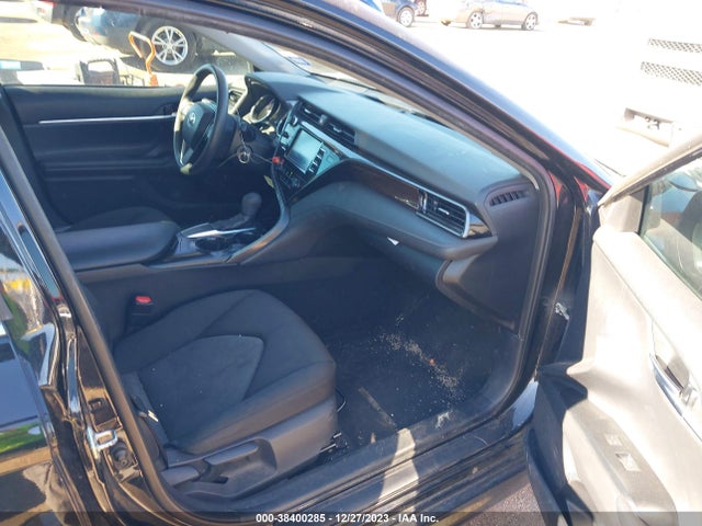Toyota CAMRY LE 2019 4T1B11HK9KU854509 Image 5