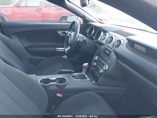Ford Mustang Ecoboost 2019 1FATP8UH2K5158942 Image 5