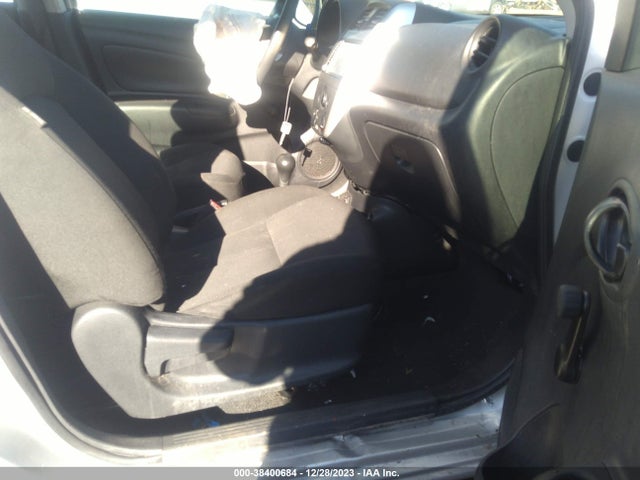 Nissan Versa 1.6 S+ 2019 3N1CN7AP7KL829028 Image 5