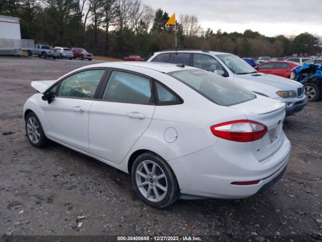 3FADP4BJ0FM225816 Ford FIESTA SE