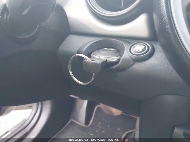 2012 MINI COOPER WMWSU3C55CT260710 Photo 10