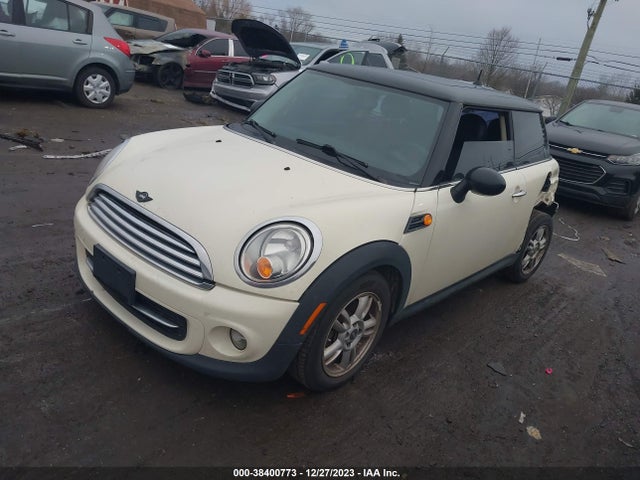 2012 MINI COOPER WMWSU3C55CT260710 Photo 1