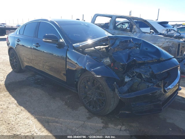 2017 JAGUAR XE SAJAR4BG0HA958767 Photo 0