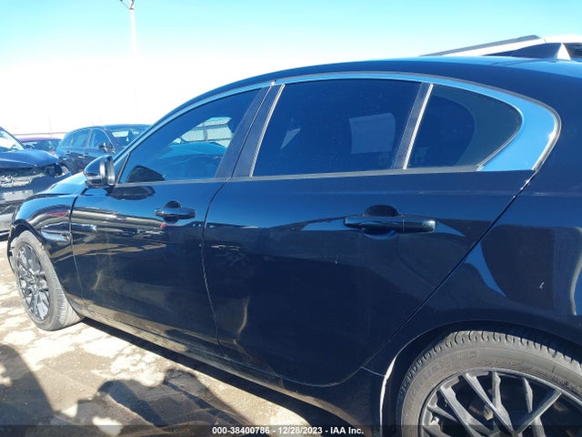 Jaguar Xe 25t 2017 SAJAR4BG0HA958767 Image 14
