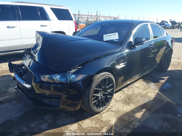 2017 JAGUAR XE SAJAR4BG0HA958767 Photo 1