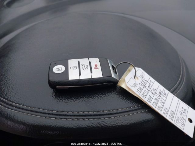 3KPFL4A87JE187985 KIA FORTE EX
