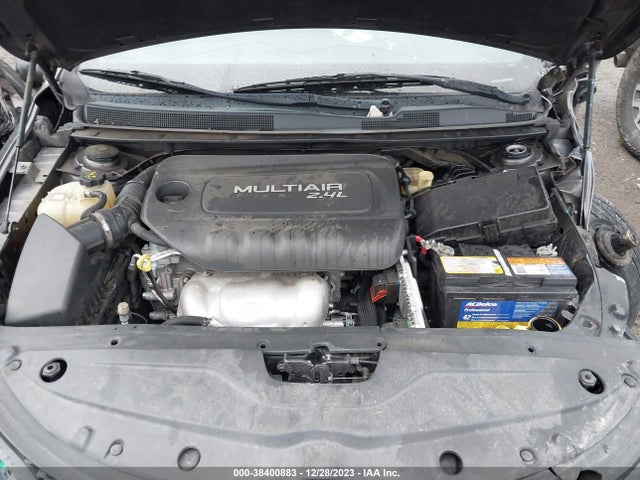 1C3CCCBBXFN733189 Chrysler 200 S