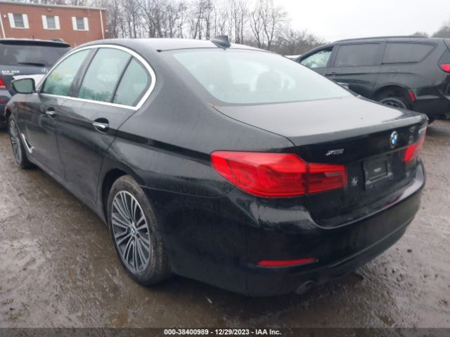 WBAJA7C53JWA73945 BMW 530i Xdrive