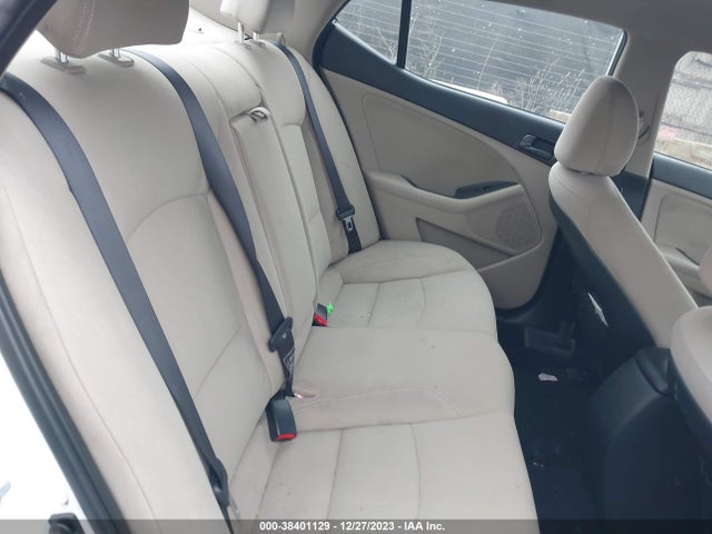 KIA Optima Lx 2015 KNAGM4A77F5644593 Image 8