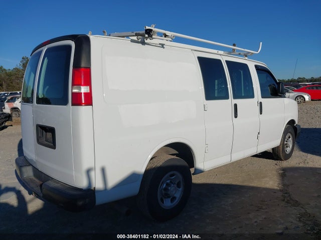 Chevrolet Express 2500 Work Van 2015 1GCWGFCF7F1279880 Image 4