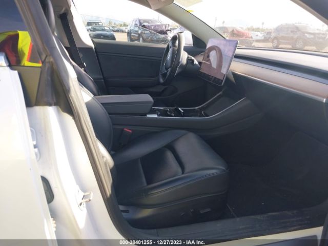 2020 TESLA MODEL 3 5YJ3E1EB5LF621772 Photo 4