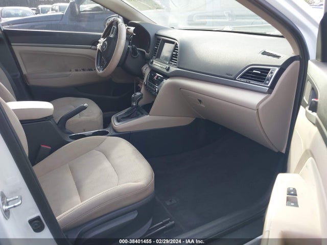 Hyundai Elantra Value Edition 2017 5NPD84LF3HH154976 Image 5