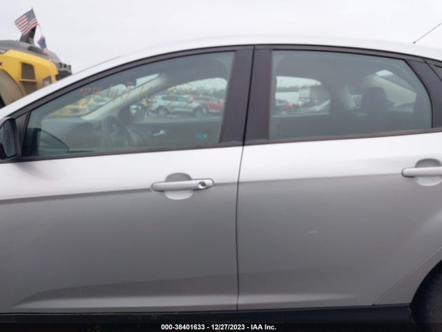 Aukcja sprzedaży 2017 Ford Focus Se, vin: 1FADP3F27HL204267, numer aukcji: 38401633