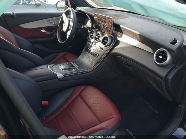 W1N0G8EB1NV361518 Mercedes-Benz Glc 300 4matic Suv