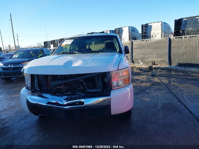 2011 CHEVROLET SILVERADO 1500 LS VIN: 3GCPCREA6BG259053