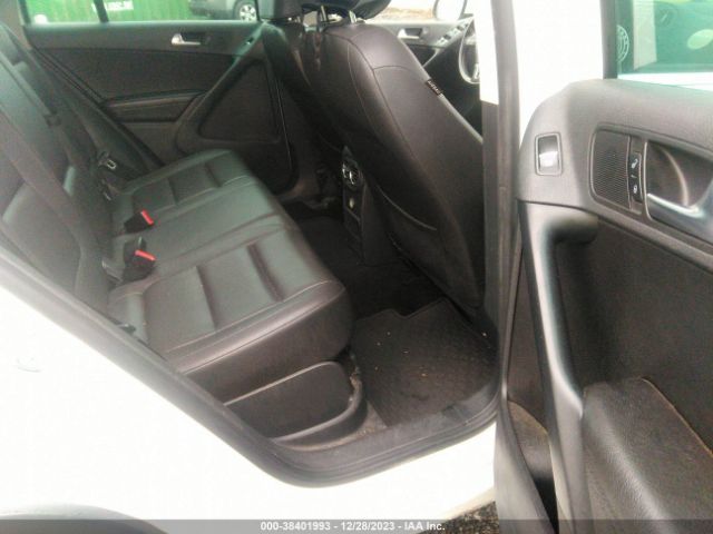 2017 VOLKSWAGEN TIGUAN WVGRV7AX5HK003694 Photo 7