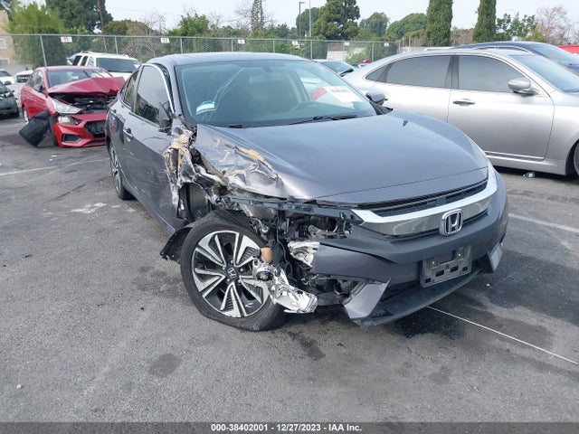 2017 2HGFC1F70HH632422 main image