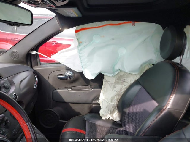 2015 FIAT 500E 3C3CFFGEXFT570300 Photo 4