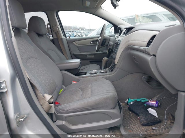 Chevrolet Traverse Ls 2015 1GNKRFED9FJ158845 Image 5