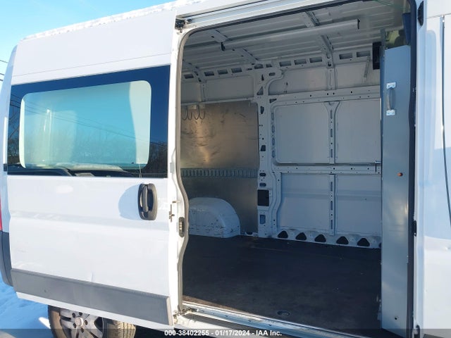 RAM Promaster 2500 High Roof 2014 3C6TRVCG7EE102507 Image 8