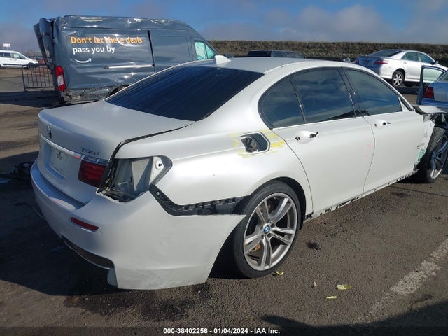 WBAYA8C58ED228265 BMW 750i