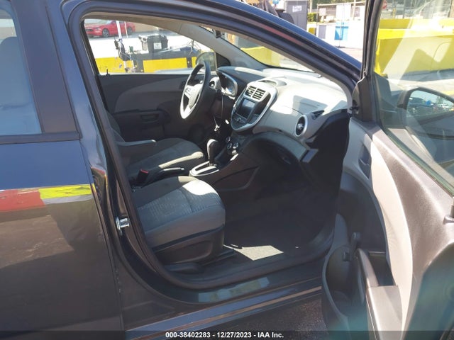 Chevrolet Sonic Fwd  1fl 5-door 2020 1G1JG6SB7L4114889 Image 5