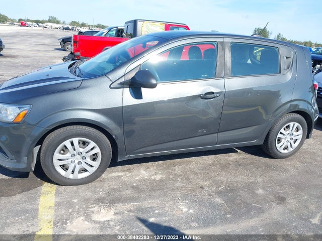 Chevrolet Sonic Fwd  1fl 5-door 2020 1G1JG6SB7L4114889 Image 6