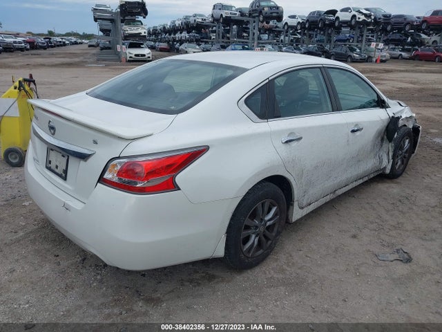 2015 NISSAN ALTIMA 2.5 S VIN: 1N4AL3AP0FN399194