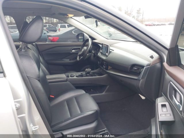 5N1AT3BB2MC697442 Nissan Rogue Sv Intelligent Awd