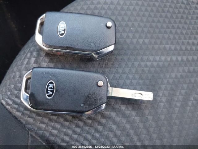 KNDJ23AU5L7113018 KIA SOUL LX