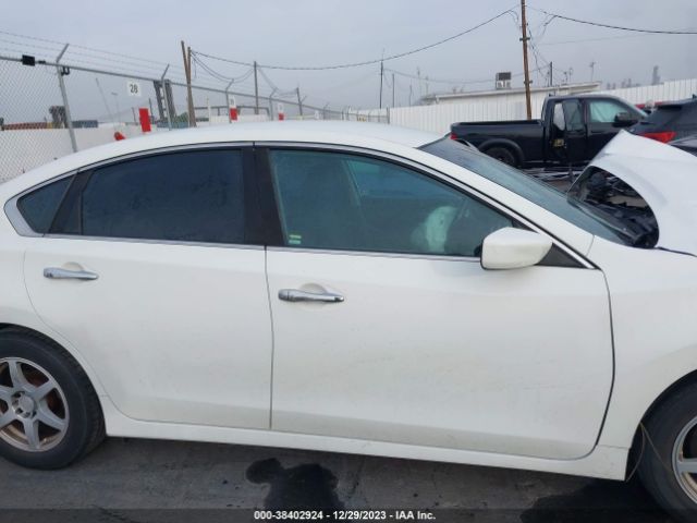 1N4AL3AP2GC201504 Nissan Altima 2.5/2.5 S/2.5 Sl/2.5 Sr/2.5 Sv