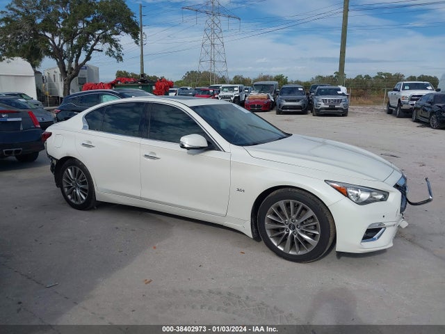 Infiniti Q50 3.0t Luxe 2018 JN1EV7AP1JM590251 Image 13