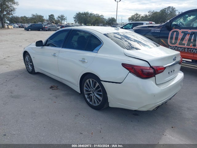 Infiniti Q50 3.0t Luxe 2018 JN1EV7AP1JM590251 Image 3