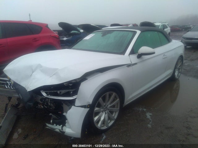 WAUYNGF58JN006016 Audi A5 2.0t Premium