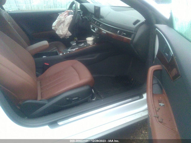 WAUYNGF58JN006016 Audi A5 2.0t Premium