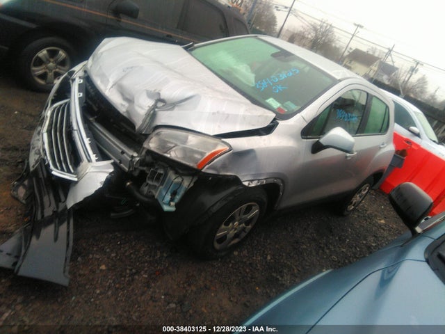 Chevrolet Trax 1ls 2016 KL7CJKSB2GB629159 Image 2