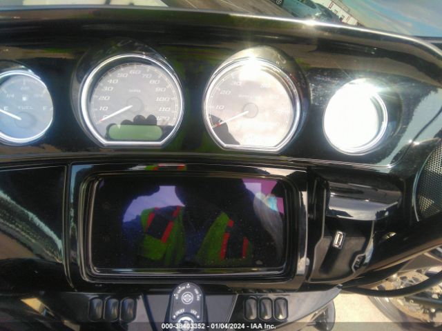 2022 HARLEY-DAVIDSON FLHXST 1HD1ABL23NB667374 Photo 6