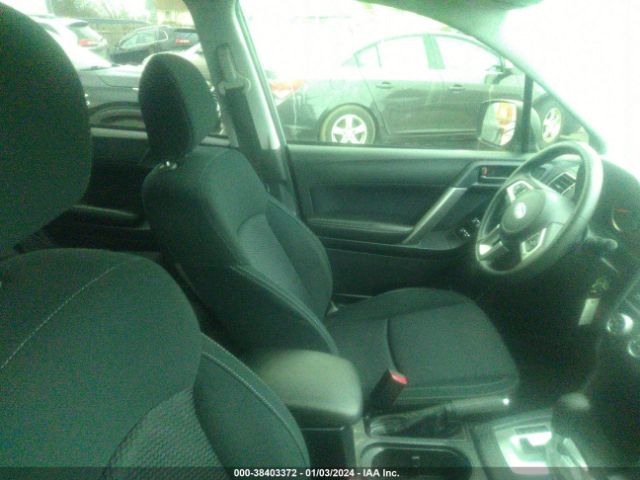 JF2SJABC1HH812702 Subaru Forester 2.5i