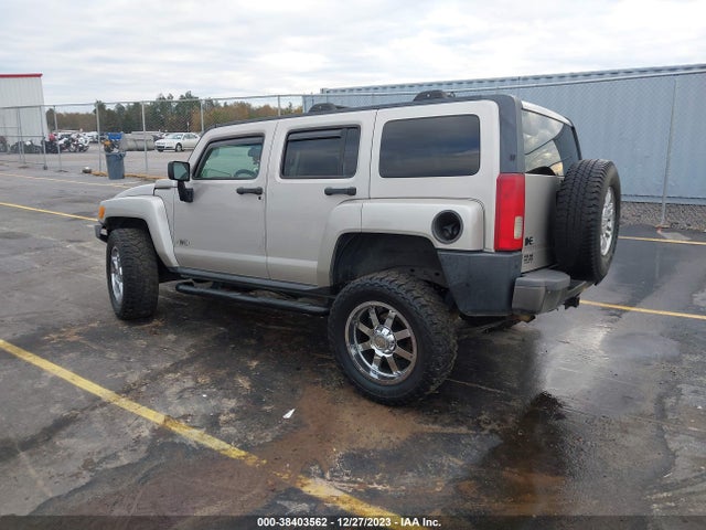 2006 HUMMER H3 SUV VIN: 5GTDN136668127511