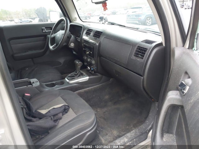 2006 HUMMER H3 SUV VIN: 5GTDN136668127511