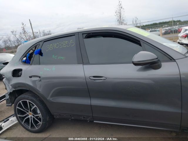 WP1AF2AY5KDA81753 Porsche Cayenne Turbo
