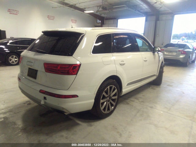 WA1LHAF72HD042314 Audi Q7 2.0t Premium