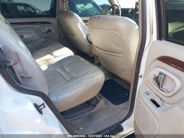 2000 CADILLAC ESCALADE STANDARD VIN: 1GYEK63R7YR198624